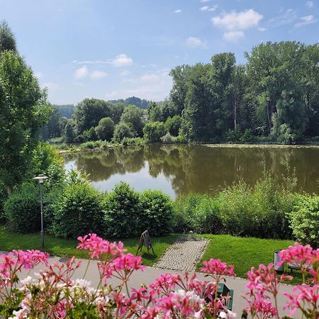 Hotel Restaurant Zum Goldenen Anker Mit Hallenbad & Wellnessbereich Windorf  Экстерьер фото