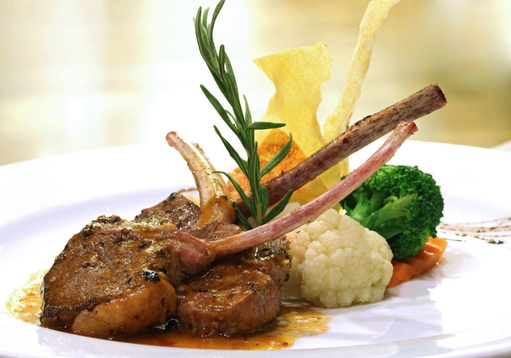 Hotel Restaurant Zum Goldenen Anker Mit Hallenbad & Wellnessbereich Windorf  Экстерьер фото